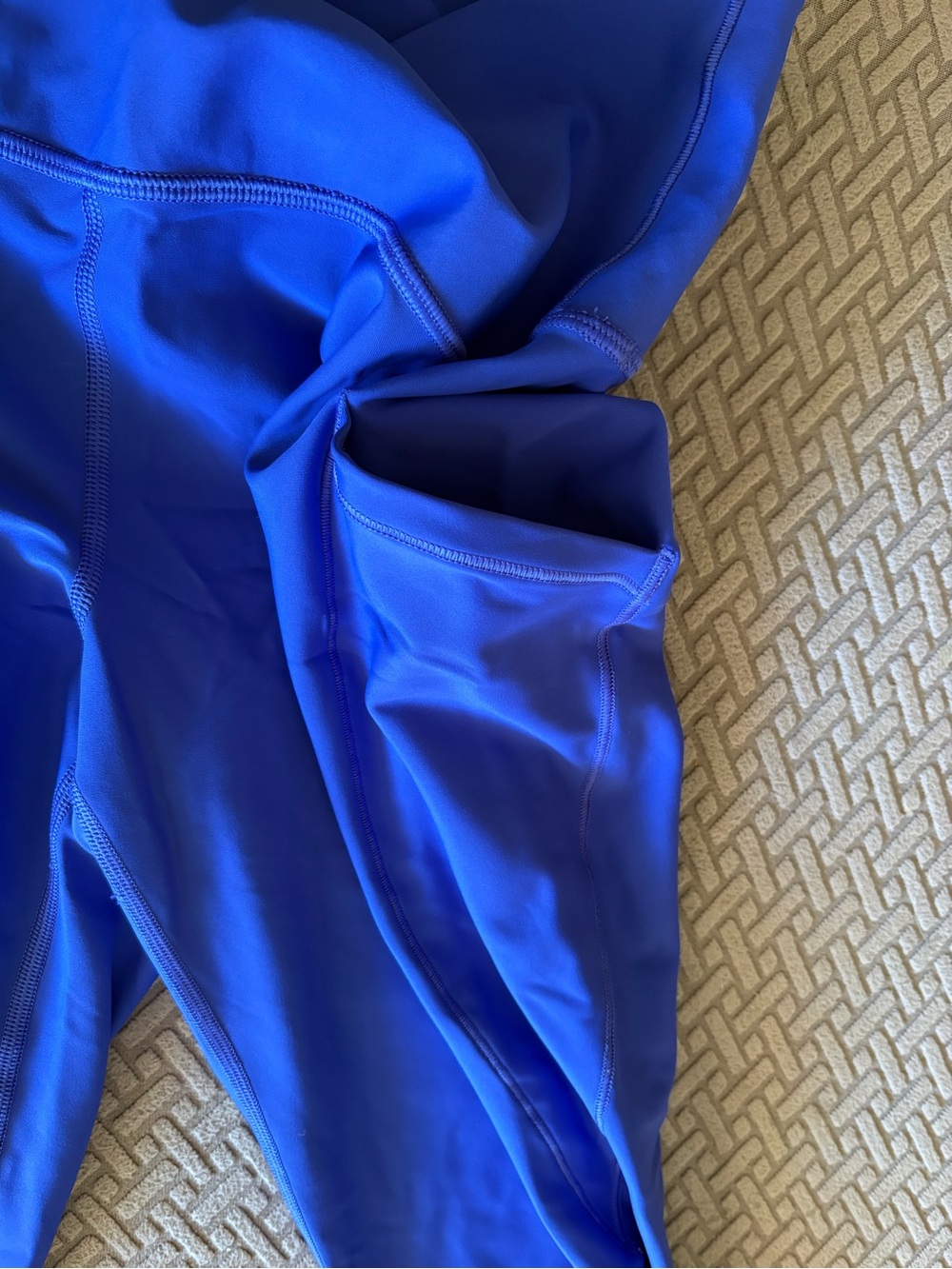 High-Waist Active Leggings - Picture 3 of 3